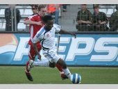 Баффур Гьян оторвался от Дениса Евсикова.